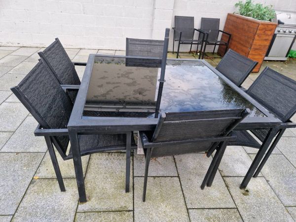 Garden table and chair set
