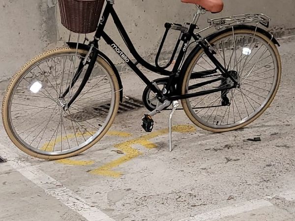 Martello bike, helmet and lock