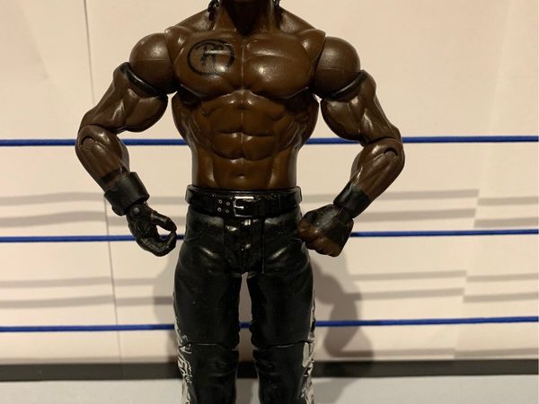 Wwe r truth action figure