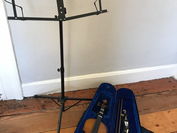 Violin and music stand