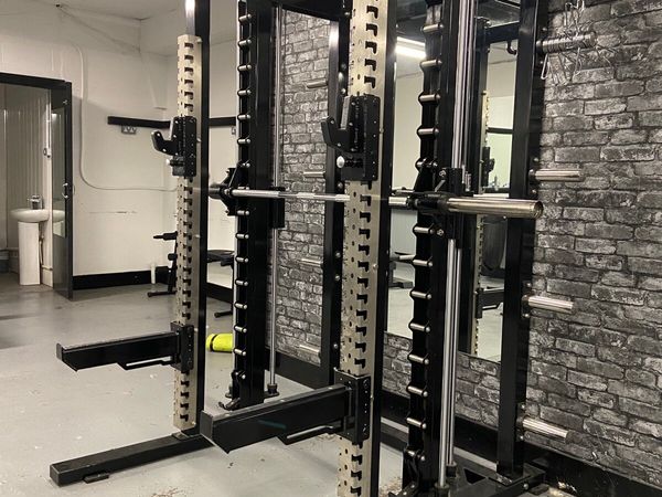 Strenghtmax Commercial Smith Machine