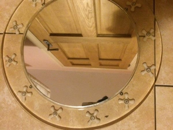 Circle round bathroom mirror free postage