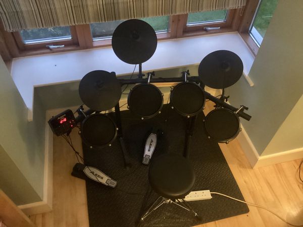 Electric drum kit ~ Alesis Turbo drum module