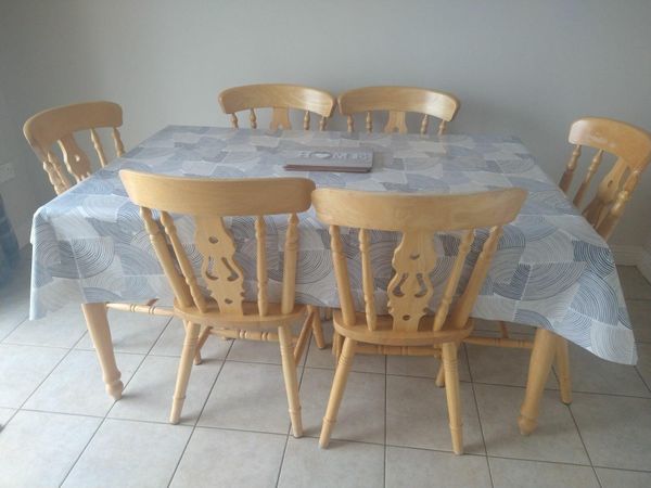 Table and 6 chairs