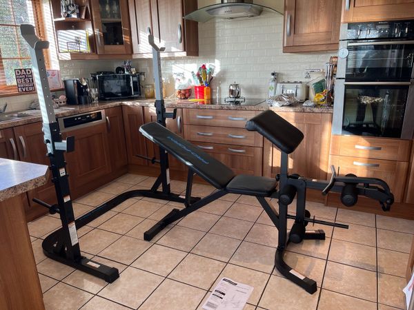 BRAND NEW WITH BOX! GYM SYSTEM, BENCH+SQUAT RACK