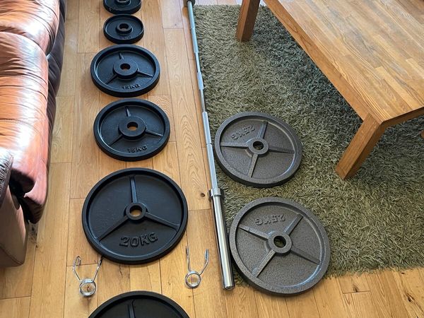 LARGE COLLECTION OLYMPIC WEIGHTS+20KG BAR