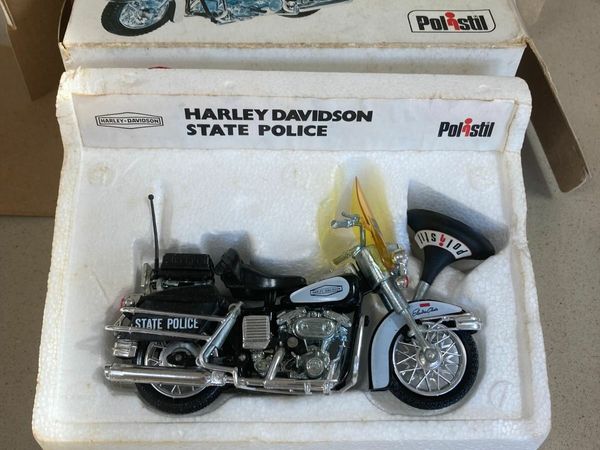 Harley Davidson Electra Glide State Police 1976