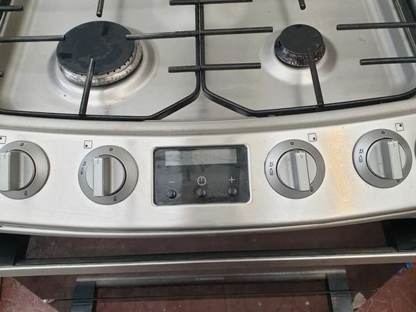 Zanussi gas hob with oven and grill.
