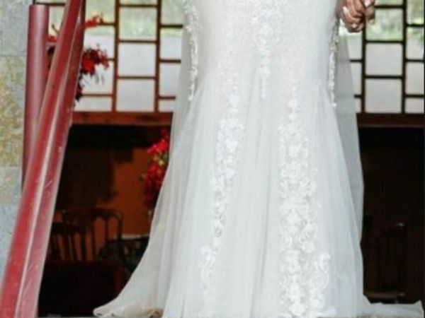 Eva Lendel == Wedding Drees  // Size 42