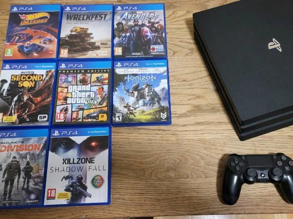 PS4 Pro with 1000gb and 2 controllers and games