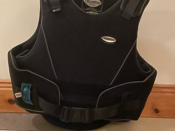 Back protector horse riding Adult almost new