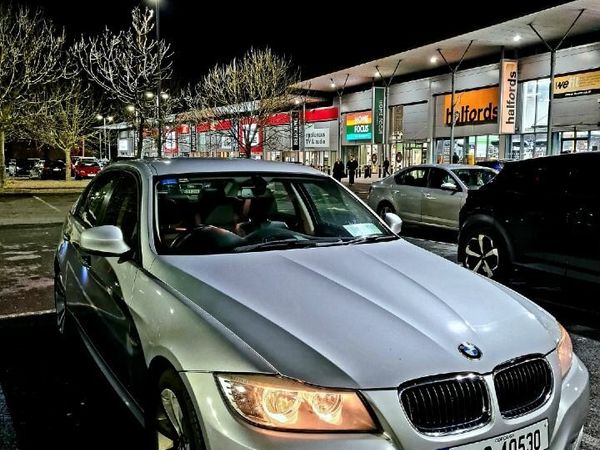 BMW 3 Series 318i Tax&NCT Low Kms SatNav Immaculat