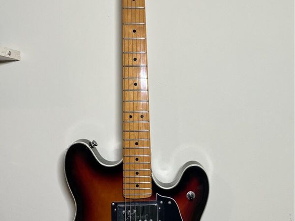 Fender Squire Starcaster