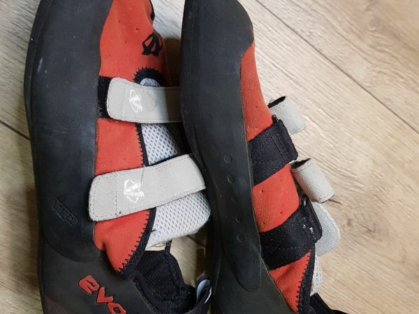 Climbing Shoes, Size 10uk, excellent condition - Evolv