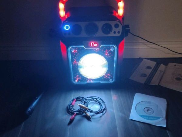 Bluetooth speaker.usb karaoke singing machine
