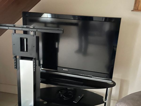 42 inch flat screen TVs and Stands