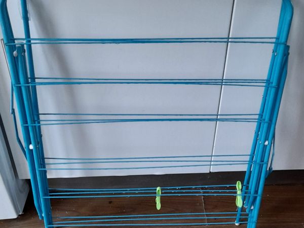 Tall Clothes Dryer. ( Hang Clothes Indoor/Outdoor )