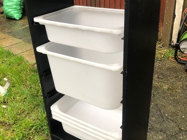 Storage trays/boxes + rack