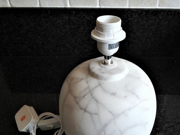Pottery table lamp