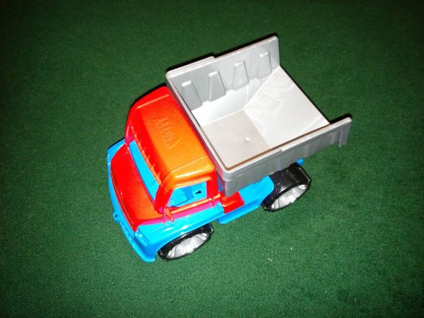 Toy truck - big dump truck - dumper lorry - toddler car - sand pit truck - sand box sandpit - beach toys