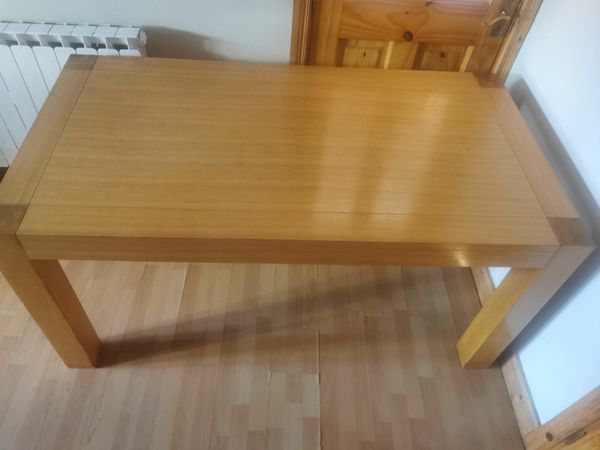 Oak Large dining table 4-8persons