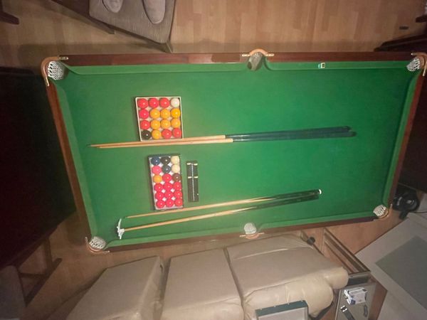 snooker/pool dining table