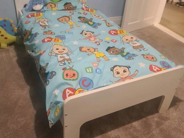 Toddler bed - new