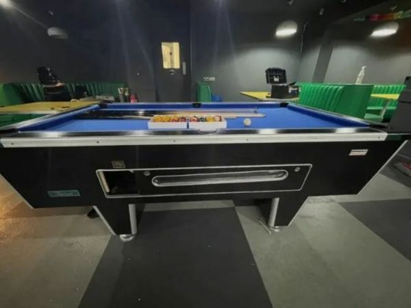 Pool table 7 x 4 slate top