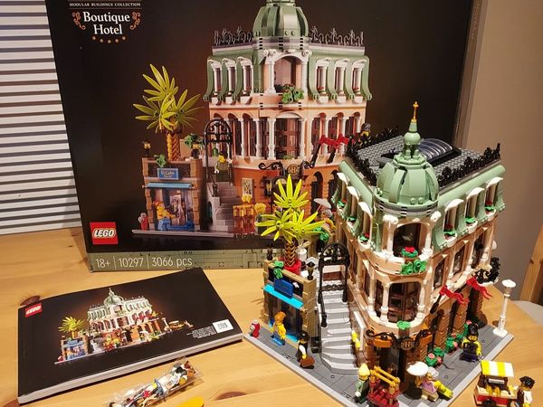 Lego Creator Boutique  Hotel