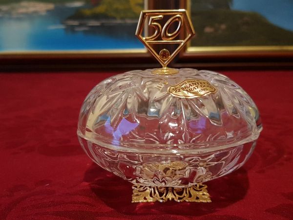 Killarney Crystal Cut Crystal Glass With Number 50 Lidded Jewelry Dish / Bowl With 22 Carat Gold Cover Handle and Footed Base Finishing Made In Ireland