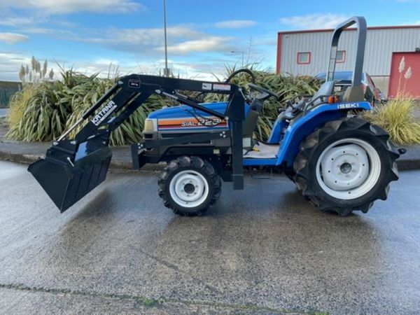 SECOND HAND COMPACT TRACTOR  ISEKI SIAL  TF-223(22Hp)