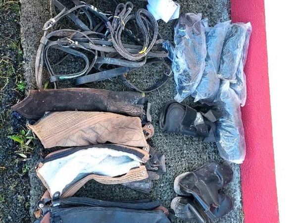 Shed clear out. Horse gear for sale job lot .