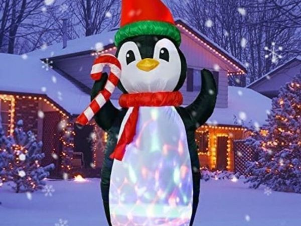 6Ft Inflatable Christmas Penguin, Giant Xmas Penguin Decoration with Led Lights Xmas Holiday Blow Up Party Decoration Yard Lawn Favors Indoor Outdoor Inflatables