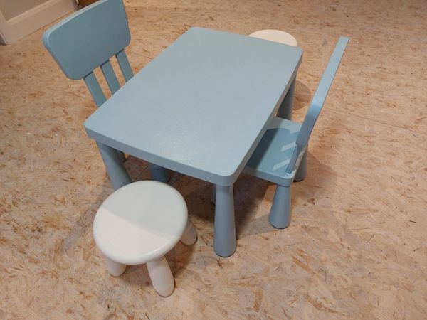 Kids IKEA table and chairs