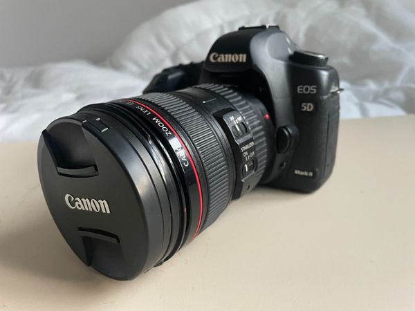 Canon 5D mk2 with 24-105 and 100=400mm L lenses