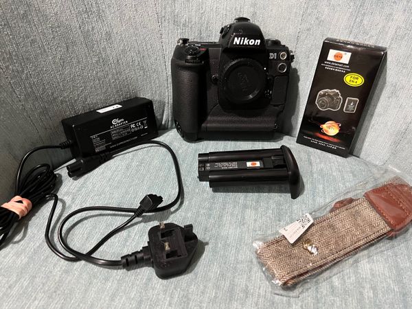 First ever pro NIKON Digital SLR collectible