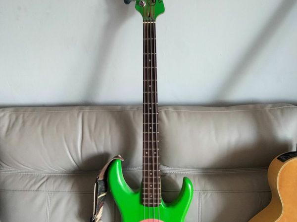 Fleabass Model 32 Touring Bass