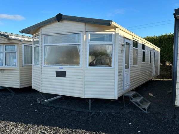 Immaculate Carnaby Dovedale 35 x 12 / 2(Winter Pk)