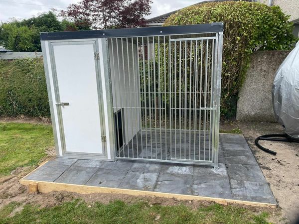 Dog kennels hot sale done deal