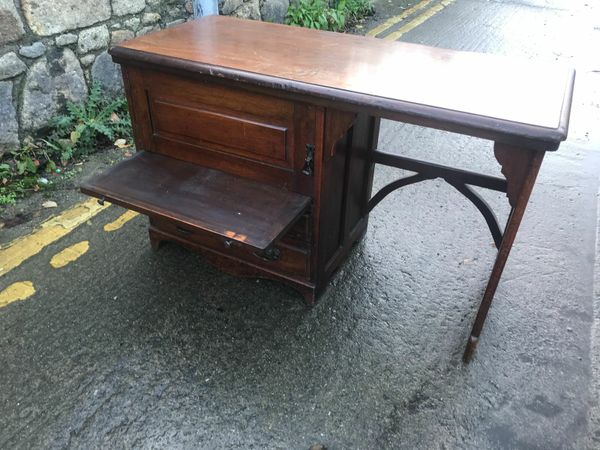 Antique Desk - Low - Oak