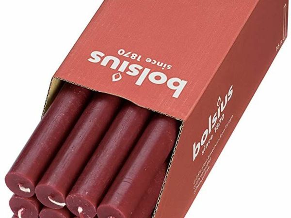Bolsius Tapered Dinner Pillar Candles - Dark Red - Pack of 16 - Long Burning Time of 13 Hours - Household Candle - Interior Decoration - Non Drip - Unscented - Natural Vegan Wax - 270 x 23 mm