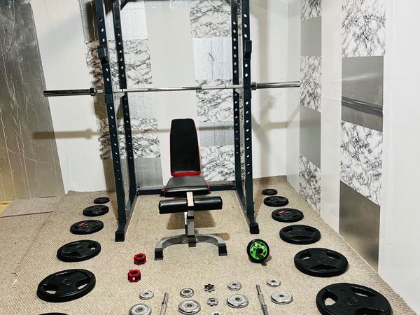 (Complete commercial home gym set)