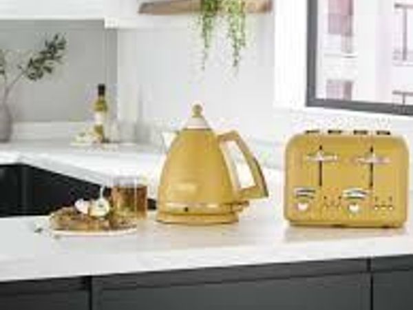 Yellow Kettle Toaster Set