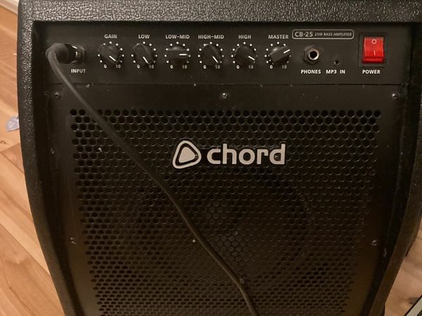 Chord CB-25 25 Watt Bass Combo