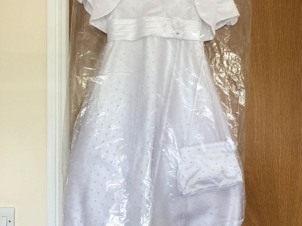 New gorgeous girl’s  dress age 6 yrs
