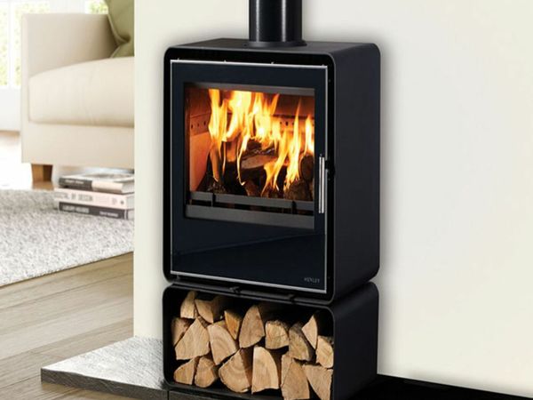 Orion 400 5kw stove, with log box
