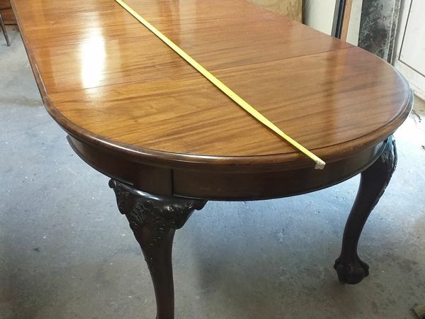 antique 8 ft mahogany dining table