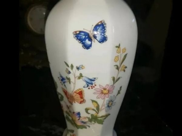 Aynsley vase