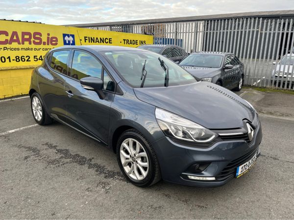 Renault Clio Dynamique NAV Finance Available own