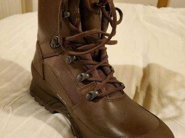 NEW Haix Combat Boots Size 7